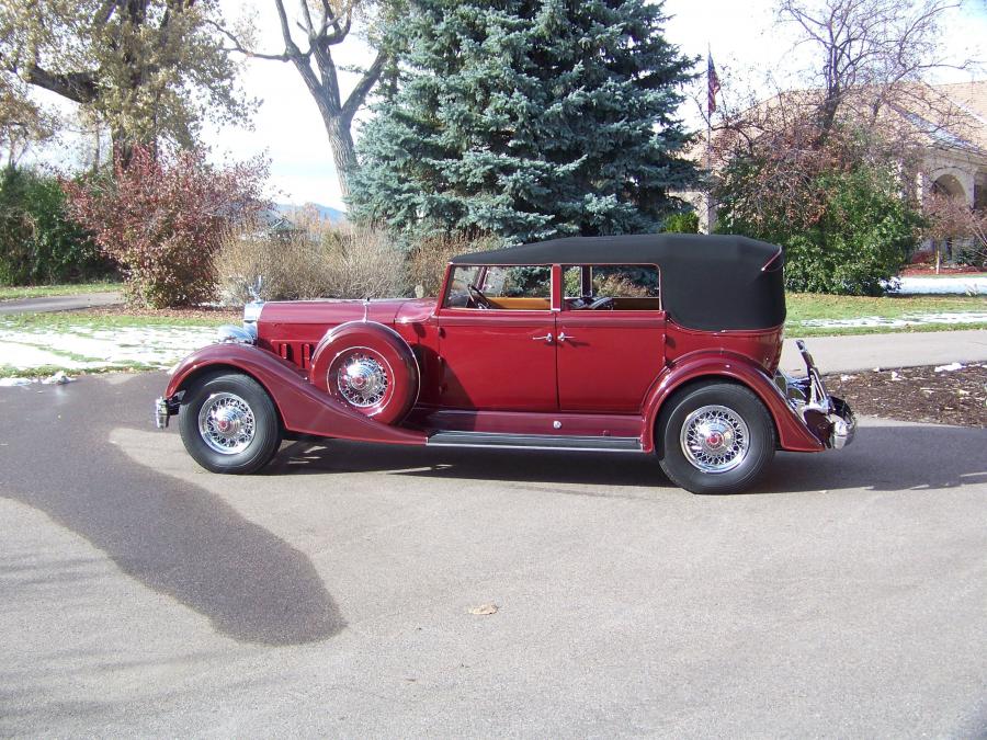  Packard Twelve Convertible Sedan 1934 года  (фото 10 из 44)